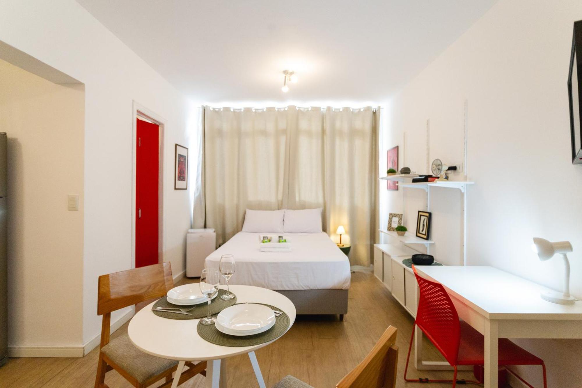 Acolhedor Com Tv E Ar Proximo A Faria Lima Apartamento São Paulo
