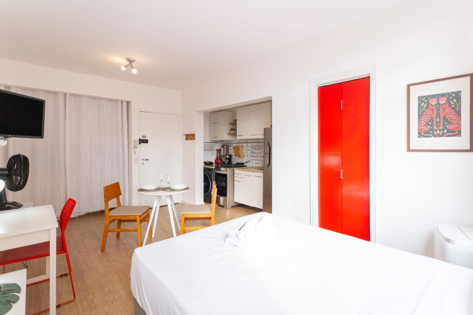 Acolhedor Com Tv E Ar Proximo A Faria Lima Apartamento
