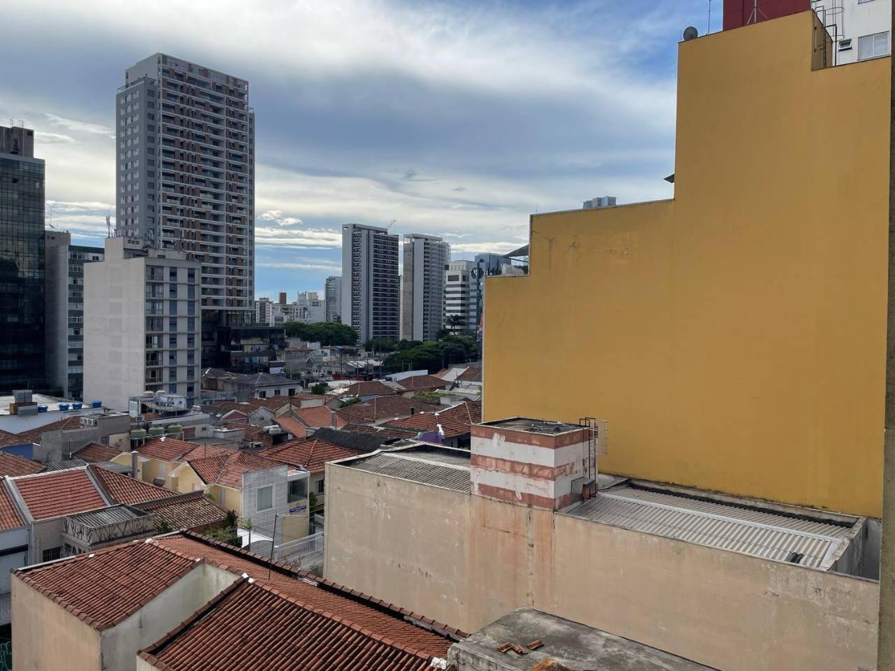 Acolhedor Com Tv E Ar Proximo A Faria Lima * Sao Paulo
